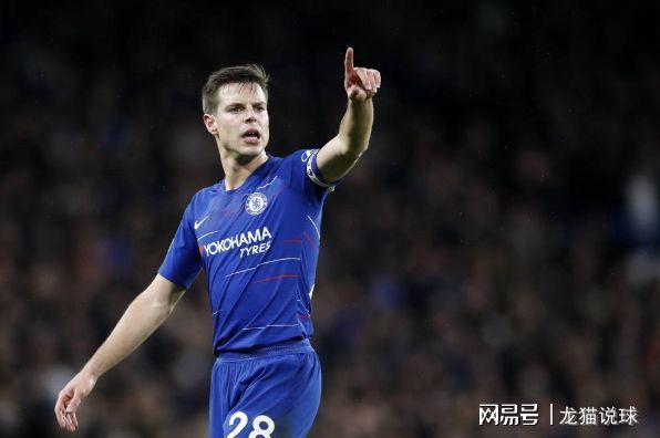 英超赛前走向成谜，亚特兰大临场应变，质疑声仍在，轮换策略成焦点的简单介绍拳头