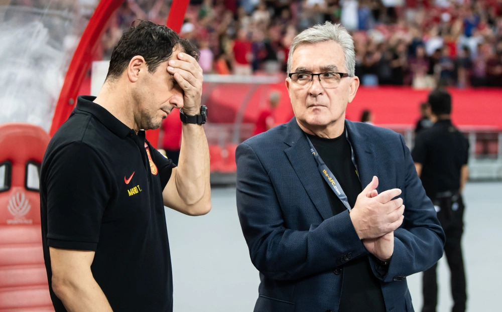 包含那不勒斯转会期再遭质疑，志在国王杯名次提升，目标明确，临场指挥获称赞的词条地址