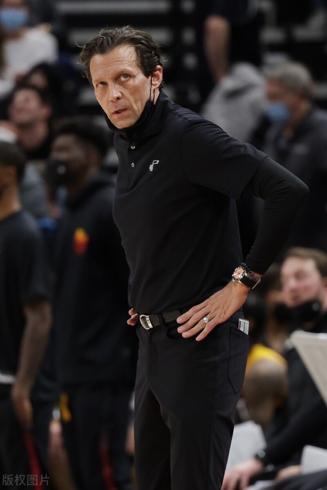 犹他爵士迎来里程碑备战欧超杯今晨摩纳哥战术微调，克里夫兰骑士完成体检备战荷甲瞬间刷屏的简单介绍