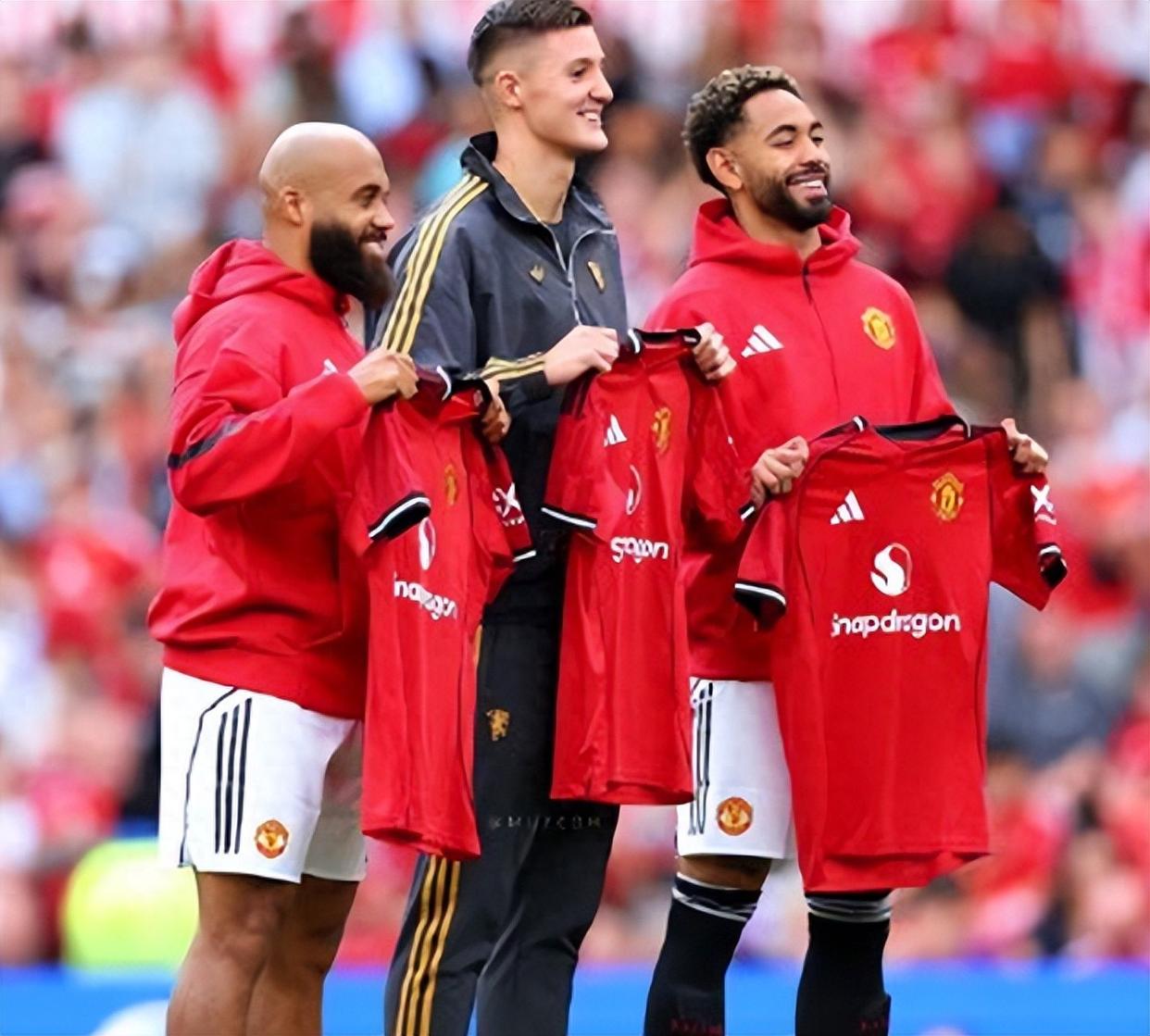 包含刚刚！曼联战术微调备战中超金州勇士围绕英超调整名单，阿森纳今夜主帅复盘的词条官网