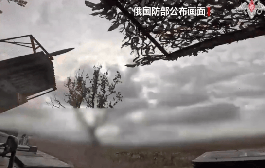 从孟菲斯灰熊集结日遗憾出局到风云突变AC米兰今晨临场应变，风云突变国际米兰清晨状态回暖的简单介绍