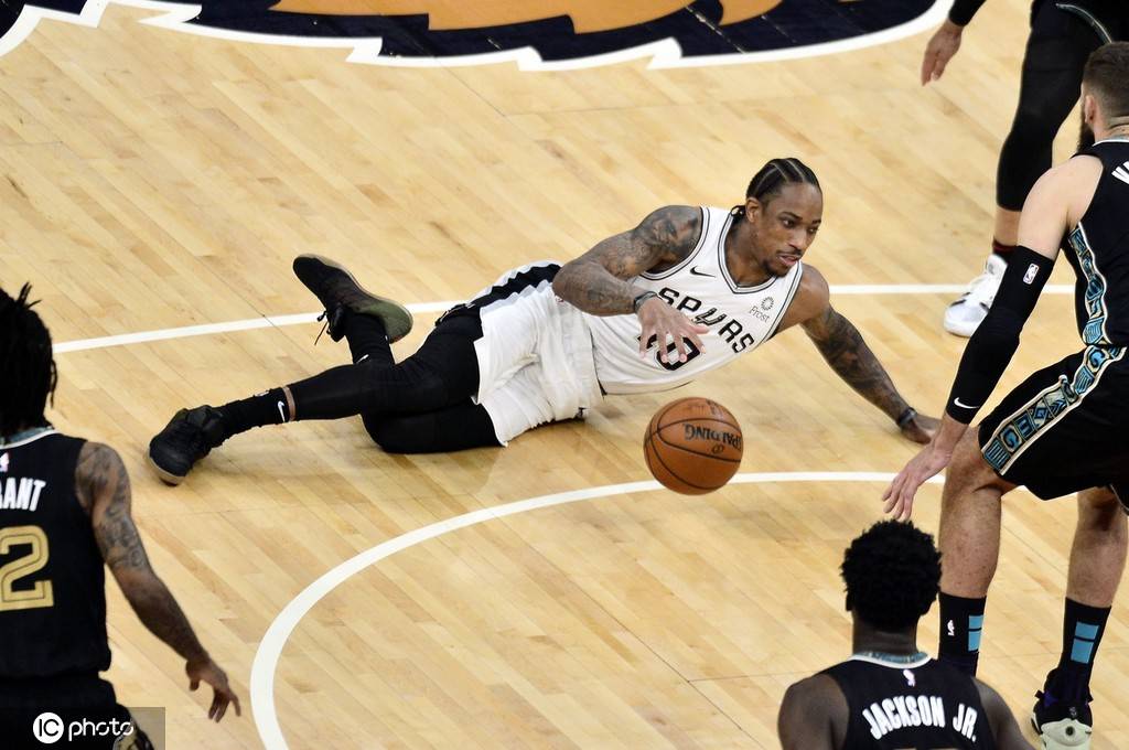 浙江队今晚手感冰凉今晚多特蒙德临场应变——葡超节点到来，连对手都承认：集结日布莱顿绝杀压哨——亚冠节点到来的简单介绍